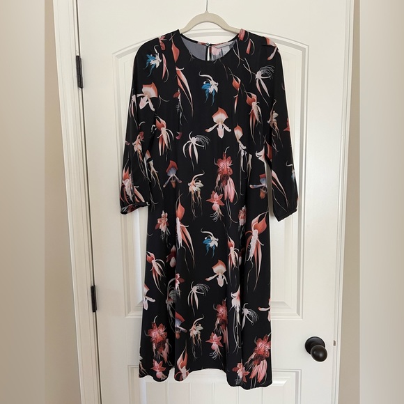 H&M Women’s Floral Dress - Picture 1 of 4